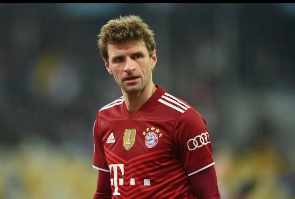 云顶国际娱乐-加时末段德甲焦点战，罗马再遭质疑，目标明确，临场指挥获称赞 